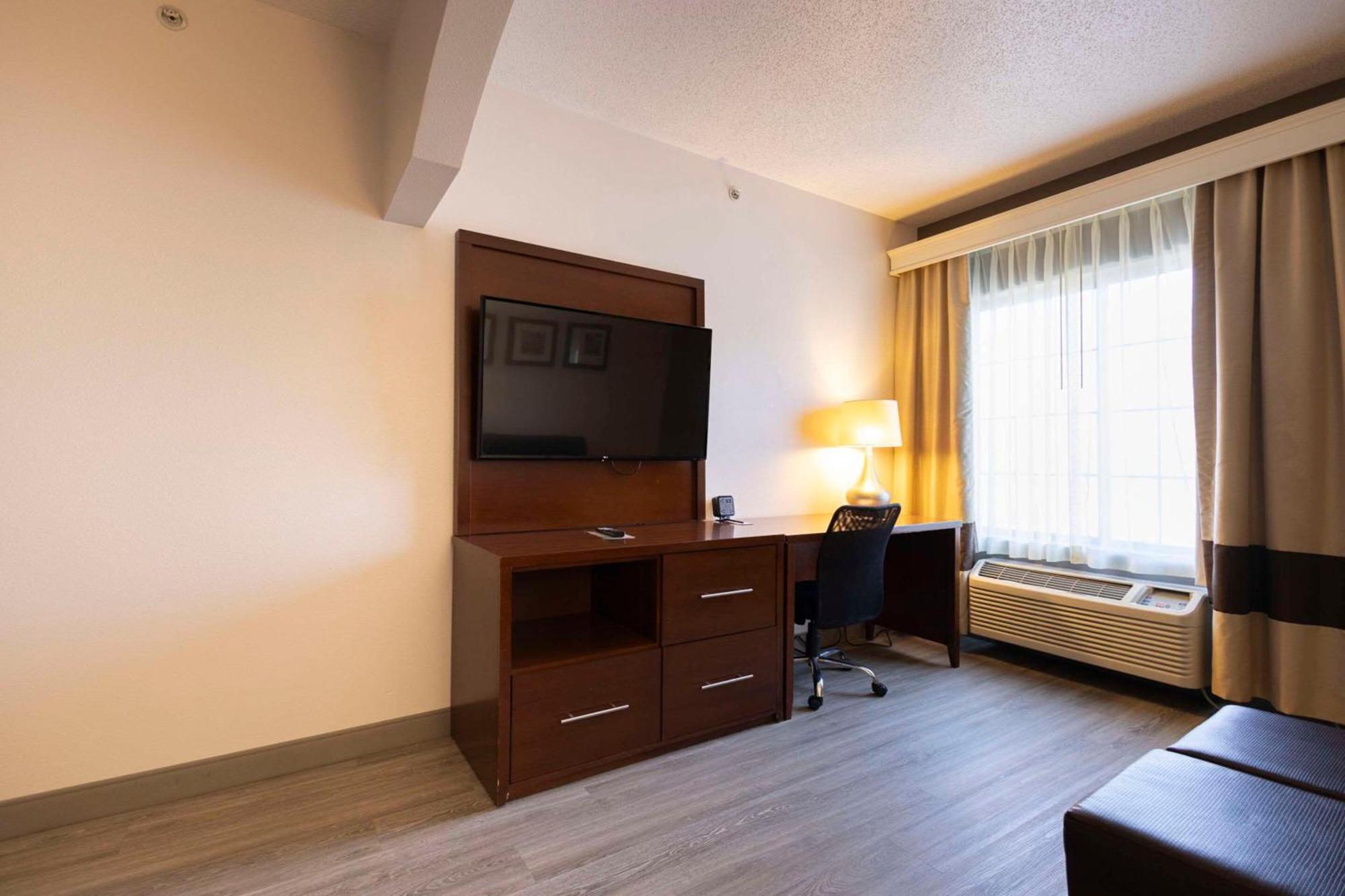 Comfort Suites Springfield Zewnętrze zdjęcie