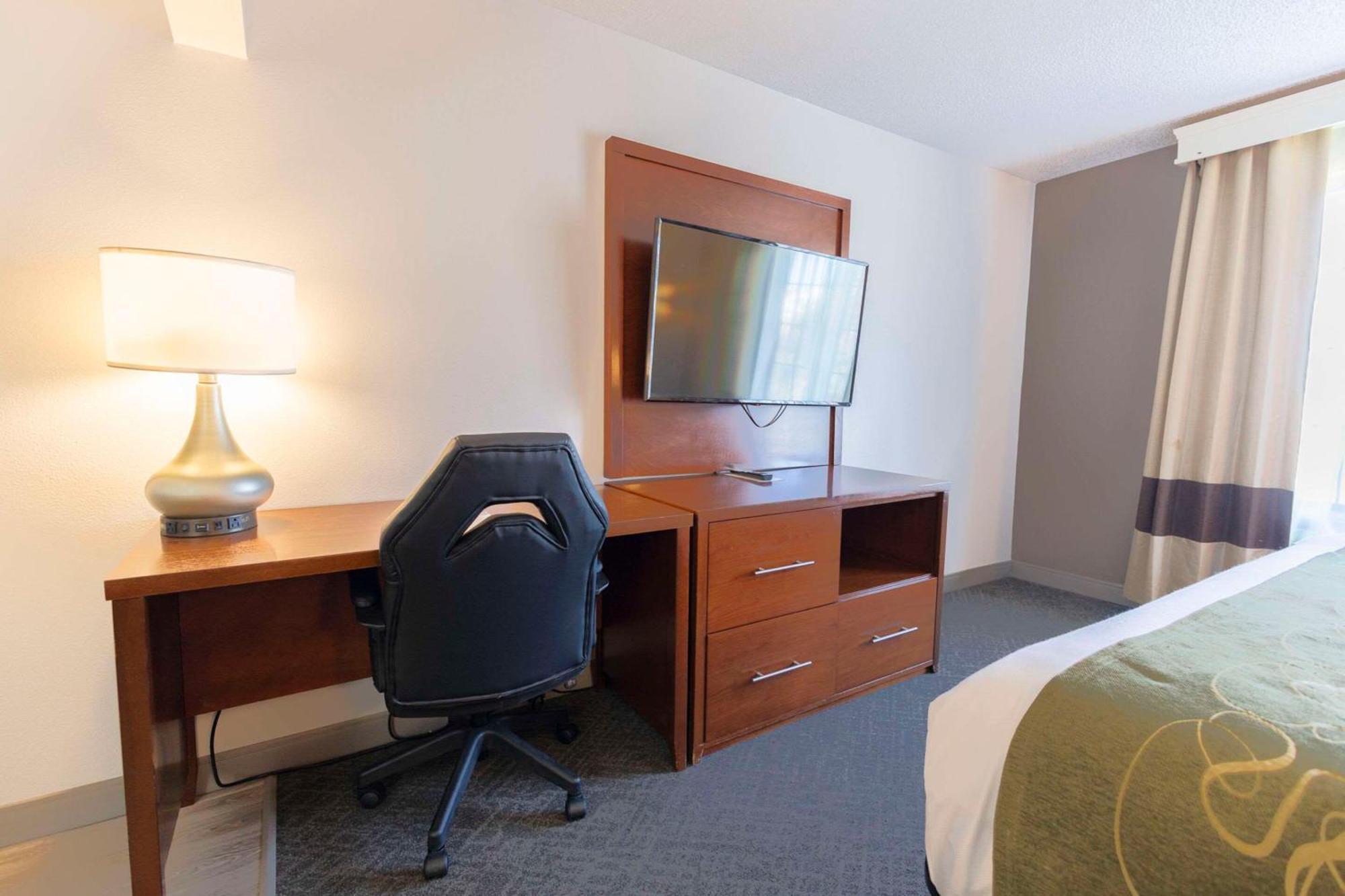 Comfort Suites Springfield Zewnętrze zdjęcie