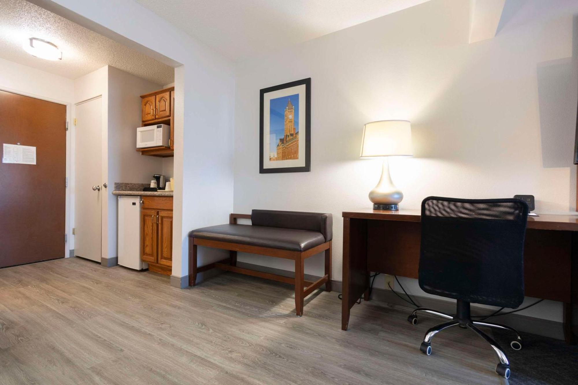 Comfort Suites Springfield Zewnętrze zdjęcie